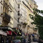 Апартаменты Romantique Montmartre *