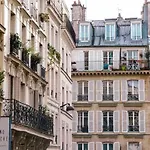 Romantique Montmartre Апартаменты *